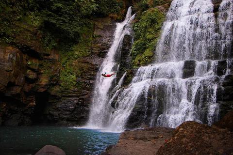 Tour de un día cataratas y paddleboard  Costa Rica